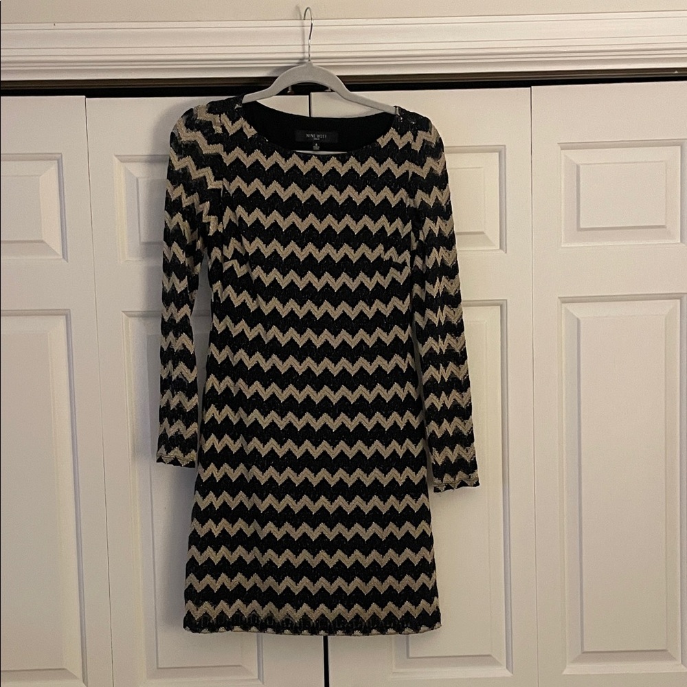 Nine West Black & Cream Chevron Long-Sleeve Knit Dress
